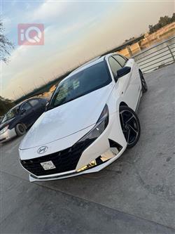 هیوندای ئەلەنترا
